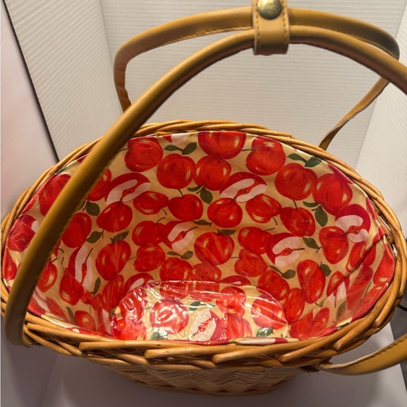 Vintage Cane Woven Basket with thick sturdy vinyl lining vividly colored apples - Picture 4 of 11